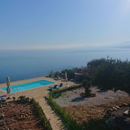 Villa Gerrito Kefalas ภายนอก รูปภาพ